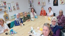 Bucalı kursiyerlerden minik savaşçılara dayanak