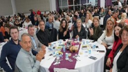 Burhaniye Belediyesi’nden Öğretmenler Günü Yemeği