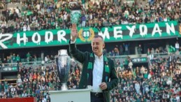 Büyükakın, hem Kocaelispor’u, hem de taraftarı kutladı