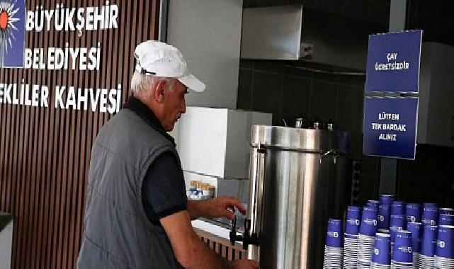 Büyükşehir Belediyesi’nin Emekli Kahveleri büyük ilgi görüyor