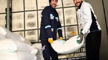 Büyükşehir’den arıcılara yüzde 50 hibeli arı yemi