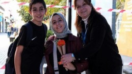 Büyükşehir’den bayana şiddete turuncu farkındalık