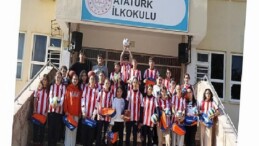 Büyükşehir’den geleceğin atletlerine materyal takviyesi