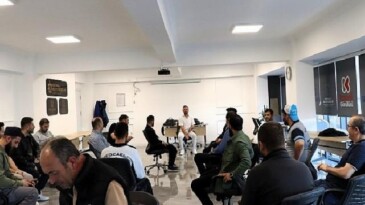 Büyükşehir’den işçiye drama eğitimi