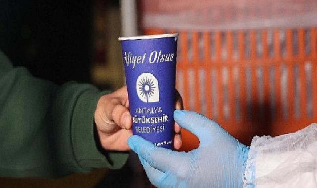 Büyükşehir’den soğuk imtihan haftasında öğrencilere iç ısıtan ikram