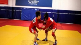 Ceylin ve Kardelen, judoda istikbal vaat ediyor