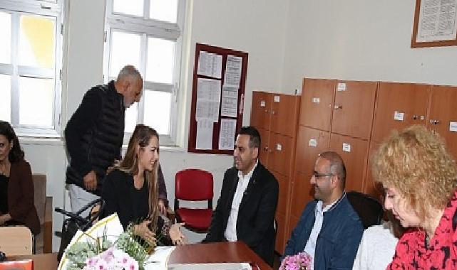 “Çiğli Belediyesi’nden Öğretmenler Günü’nde Manalı Kutlama”