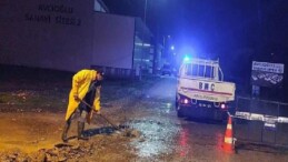 Edremit Belediyesi yağışlara karşı 7/24 çalışıyor