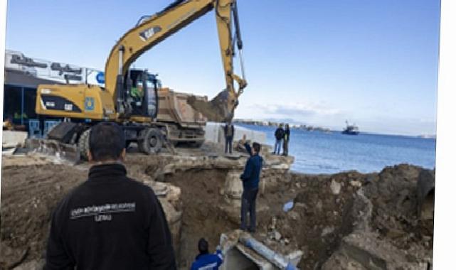 Foça’da dere yatağına yapılan kanal taşkını önledi