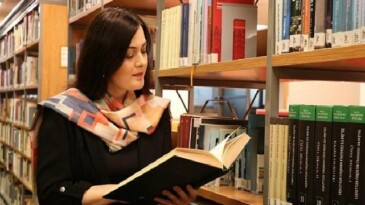 Gelenekle çağdaşlık ortasında köprü kuran bayan sufiler!