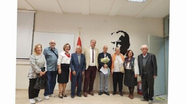 Hidayet Karakuş, Atatürk’ün eğitime ve öğretmene verdiği değeri anlattı