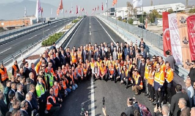 İnegöl’ün Doğu Kapısının Giriş Kavşağı Merasimle Açıldı