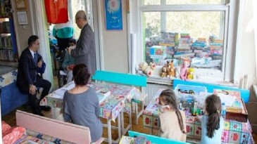 İzmir Vilayet Ulusal Eğitim Müdürü Hastanedeki Öğrencilerle Buluştu