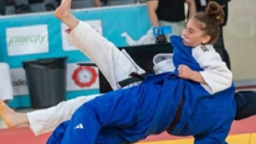 İzmir’in judocuları mağlubiyetsiz şampiyon