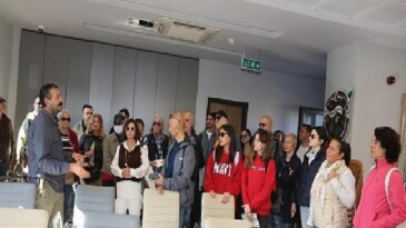 İzmirli Turist Rehberlerinden Efes Tarlası Hayat Köyü’ne Eğitim Ziyareti