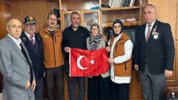 Konya Büyükşehir Öğretmenler Günü’nde Şehit Öğretmenleri Unutmadı