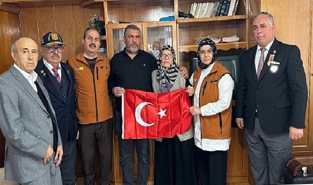 Konya Büyükşehir Öğretmenler Günü’nde Şehit Öğretmenleri Unutmadı