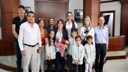 Küçük Yelkencilerden, Lider Hatice Gençay’a Manalı Ziyaret