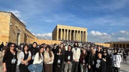 Küçükçekmece Belediyesi 400 Genci Anıtkabir’e Götürdü