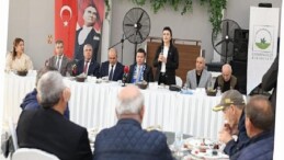 Lider Aydın’a Ovaakça’da hizmet teşekkürü