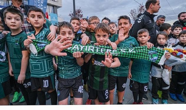 Lider Büyükakın: “Gençler için ne gerekiyorsa yapmaya devam edeceğiz”