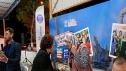 Lider Hatice Gençay, Balat Mahallesi’nde Halk ile Bir Ortaya Geldi