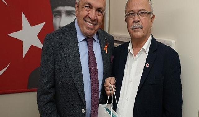 Lider Şadi Özdemir, vatandaşların sorun ve taleplerini mahallesinde dinledi