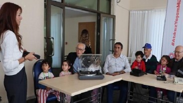 Maltepe Huzurevi’nde kuşaklar ortasında çevre bilinci dersi