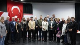 ​Mustafa Necati Öğretmenler Günü’nde Konak’ta anıldı