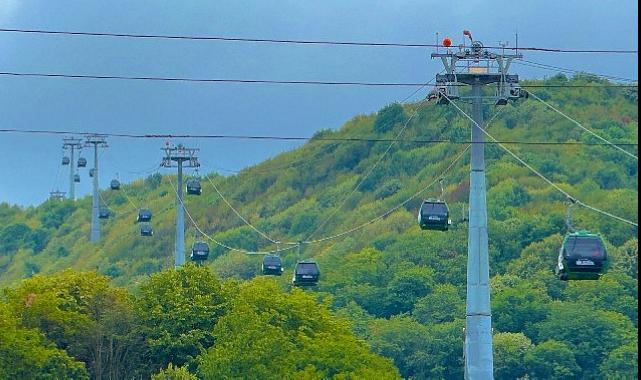 Orta tatil keyfi Kartepe Teleferik’te katlanıyor