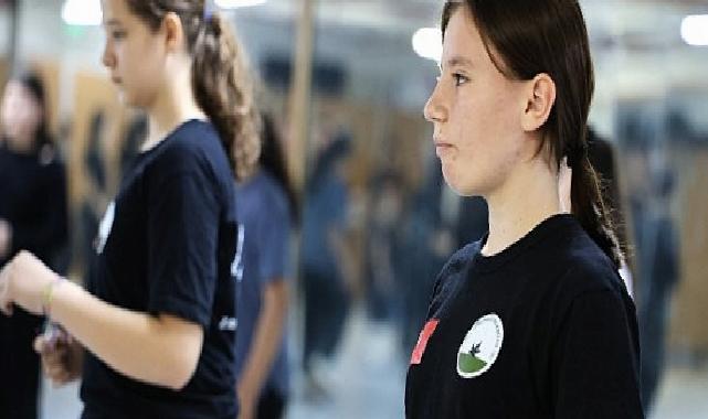 Osmangazi Belediyesi’nin Dans Kurslarına Ağır İlgi