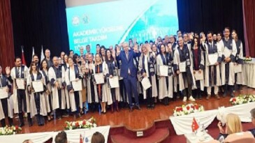 Rektör Prof. Dr. Budak, “Ege Üniversitesinin maksadı memleketler arası sıralamalarda birinci 500’de yer almak”