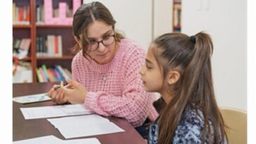 “Renkli Harfler” projesinde ders zili çaldı