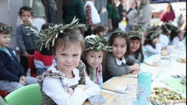Şakran’da 6. Klâsik Zeytin Kırma Şenliği Düzenlendi