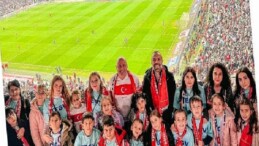 Türkiye Eğitim Gönüllüleri Vakfı (TEGV) ve Prometeon Türkiye, çocukları ulusal maç heyecanında buluşturdu