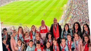 Türkiye Eğitim Gönüllüleri Vakfı (TEGV) ve Prometeon Türkiye, çocukları ulusal maç heyecanında buluşturdu