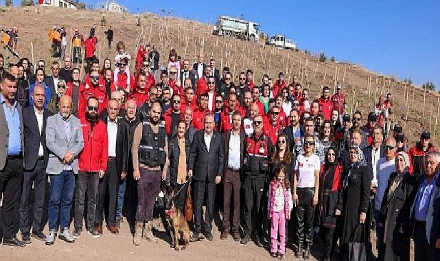 Ulusal Ağaçlandırma Günü’nde Keçiören’de Fidanlar Toprakla Buluştu