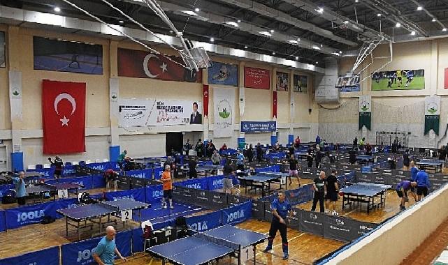 Ulusal Bursa Veteran Masa Tenisi Turnuvası Başladı