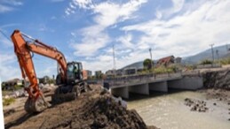 Yarımada’daki derelerden 100 bin ton materyal çıkarıldı