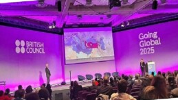 YÖK ve Akademisyenlerden Oluşan Türkiye Heyeti, Türkiye’nin Yükseköğretim Vizyonunu Londra’da Tanıttı!