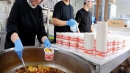 250 vatandaşa her gün sıcak yemek