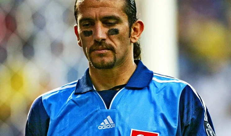 Rüştü Reçber Kimdir?