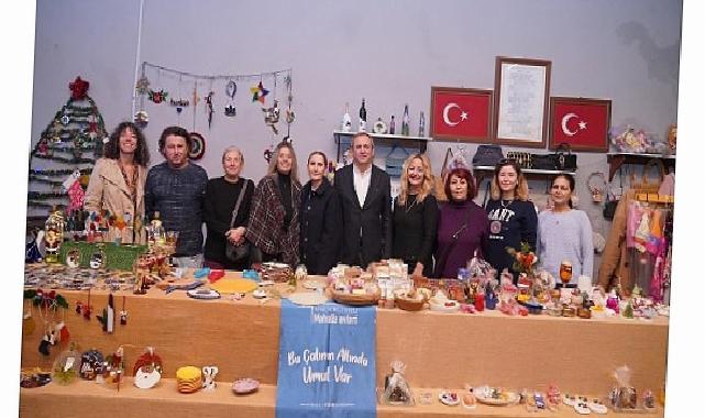 Ayvalıklı Bayanlar Mahalleevleri’nde Üretiyor, Aile Bütçesine Katkı Sağlıyor