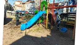 Ayvalık’ta Park ve Bahçeler Gruplarından 7/24 Ağır Mesai