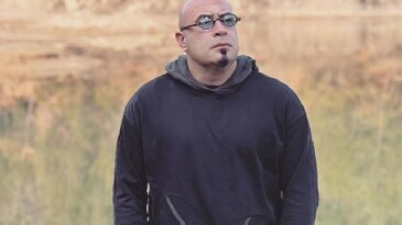 Barış Çapkın müziklerini bir albümde topladı: Fezaya Bak