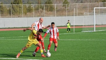 Belediyespor Yine Liderliğe Yükseldi