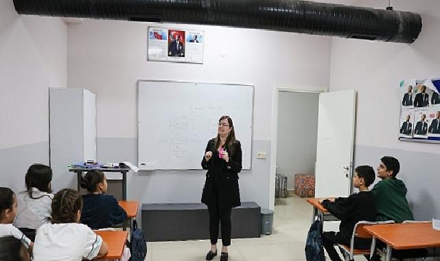 Buca Belediyesi’nden Gediz’de fiyatsız eğitim seferberliği