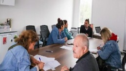 Buca’nın Aktif İstihdam Ofisleri meyvelerini veriyor: 6 ayda 887 kişi işe yerleşti