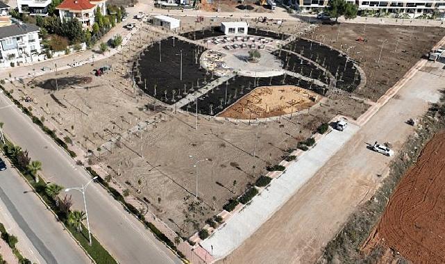 Büyükşehir Belediyesi’nden Döşemealtı’na 14 bin metrekarelik park