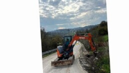 Büyükşehir, V kanal temizliğiyle yolları koruyor